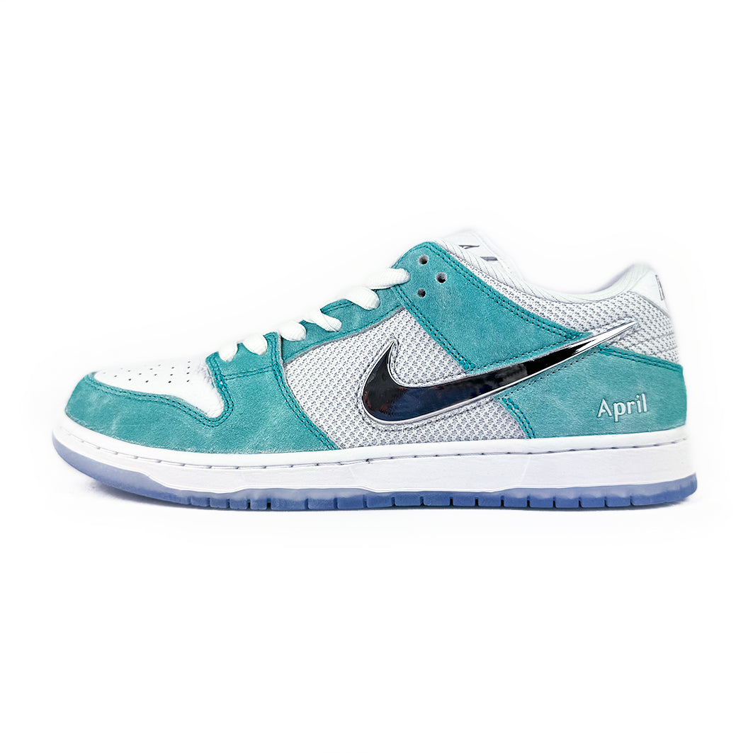 Nike Dunk Low SB April