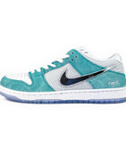 Nike Dunk Low SB April