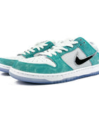 Nike Dunk Low SB April